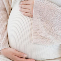 在他看👨‍🎓来，外星人作为👷‍♀️高端游戏本品牌🐅，定价本身就🌖